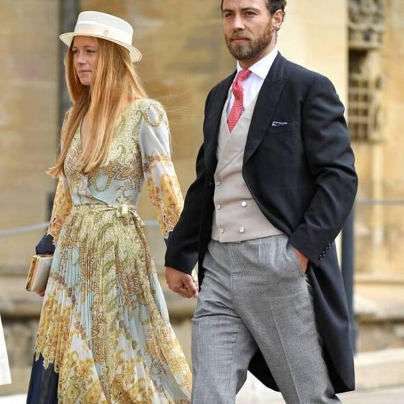 H&M Printed Pleated Chiffon V-Neck Wrap Dress Royal Wedding - Picture 2 of 11